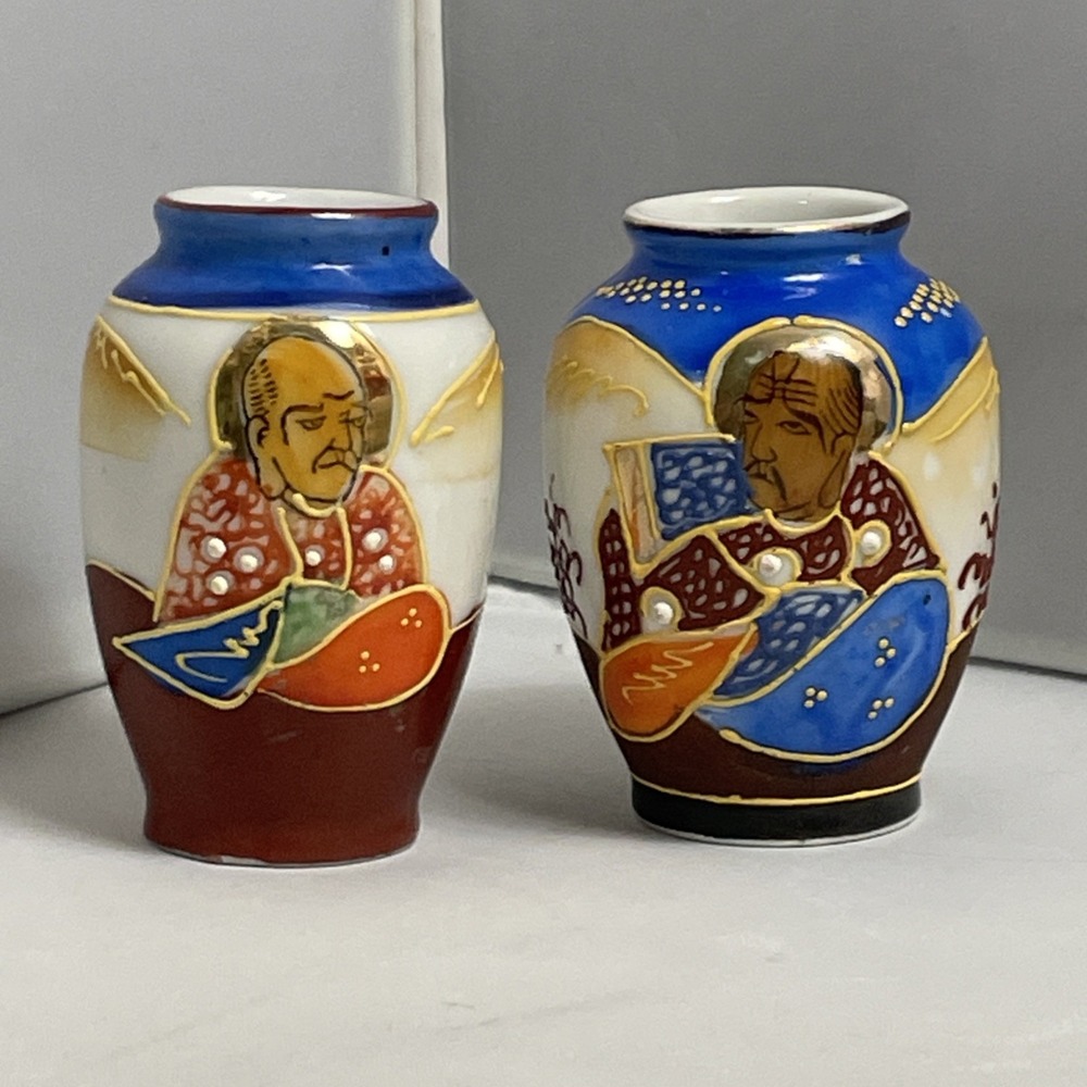 Pair Miniature Porcelain Vase Hand Painted‎ Gilt Made In Occupied Japan